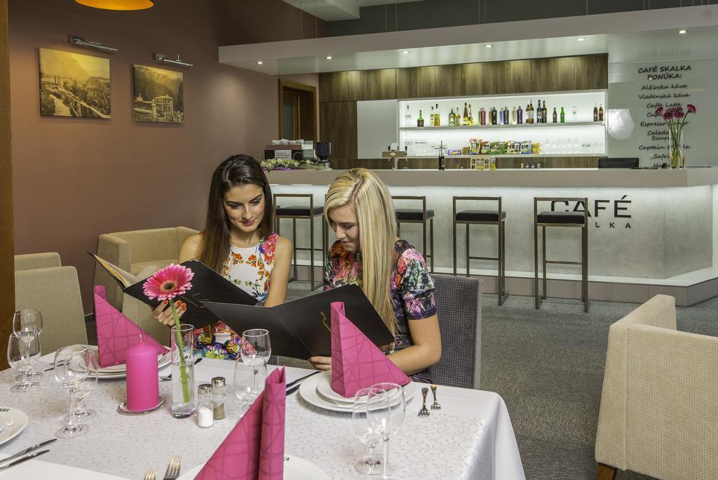 רייקה טפליצה Hotel Skalka מראה חיצוני תמונה