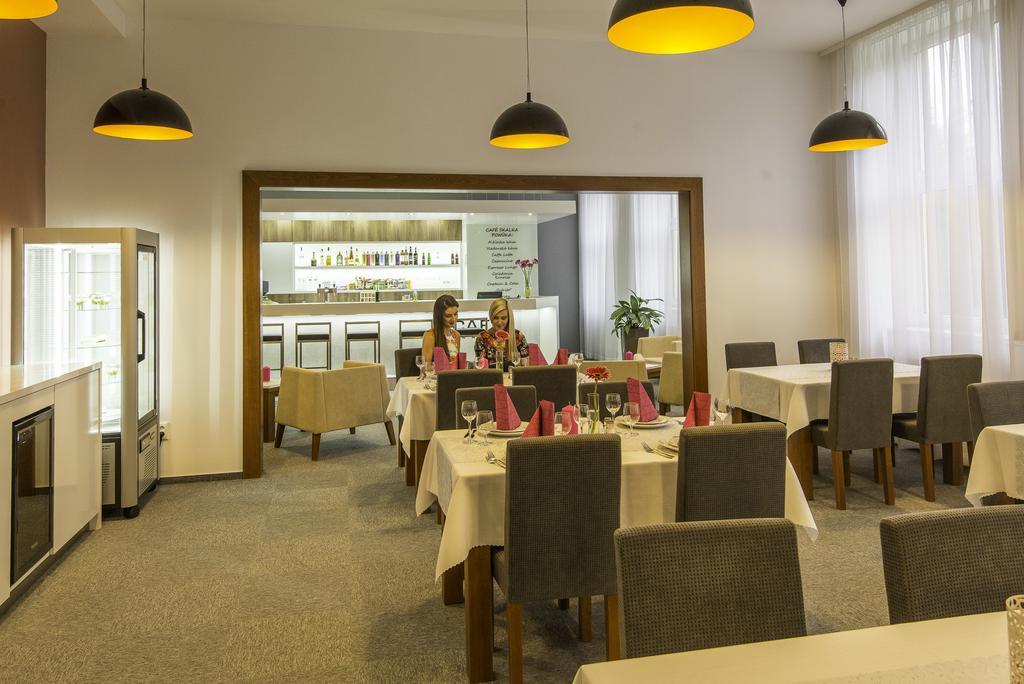 רייקה טפליצה Hotel Skalka מראה חיצוני תמונה