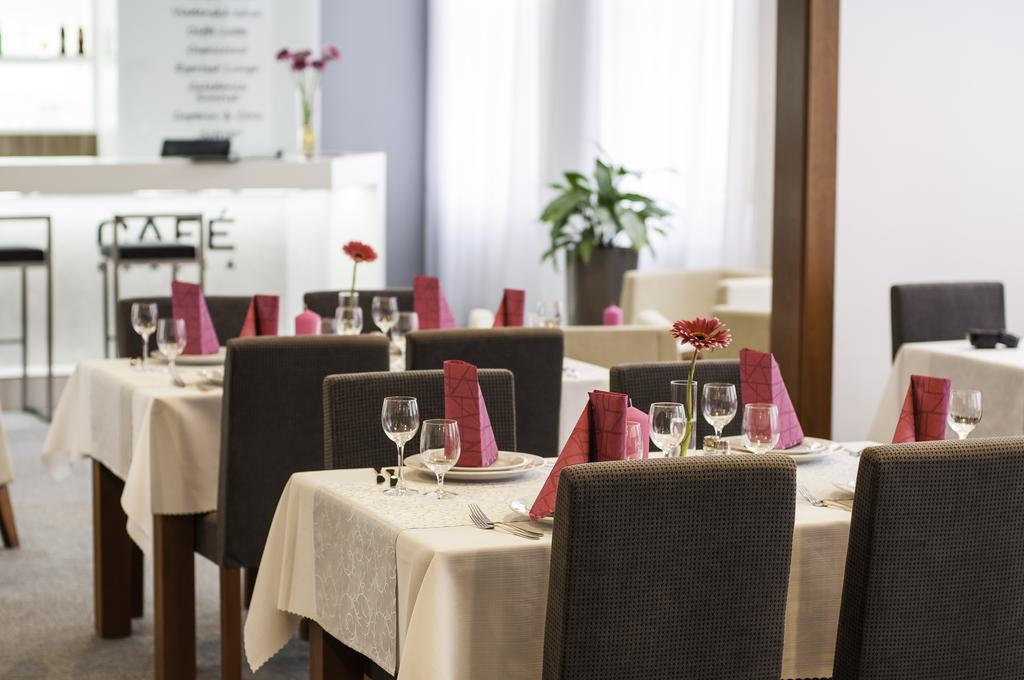 רייקה טפליצה Hotel Skalka מראה חיצוני תמונה