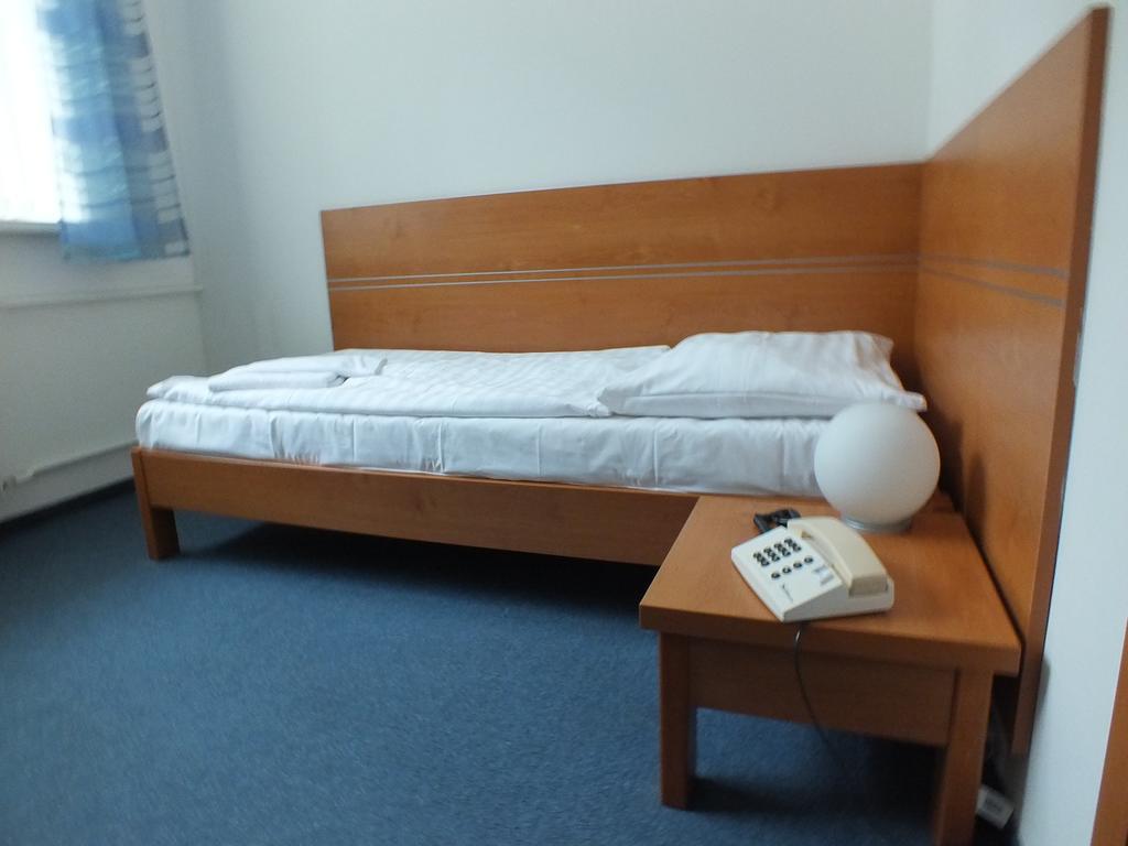 רייקה טפליצה Hotel Skalka מראה חיצוני תמונה
